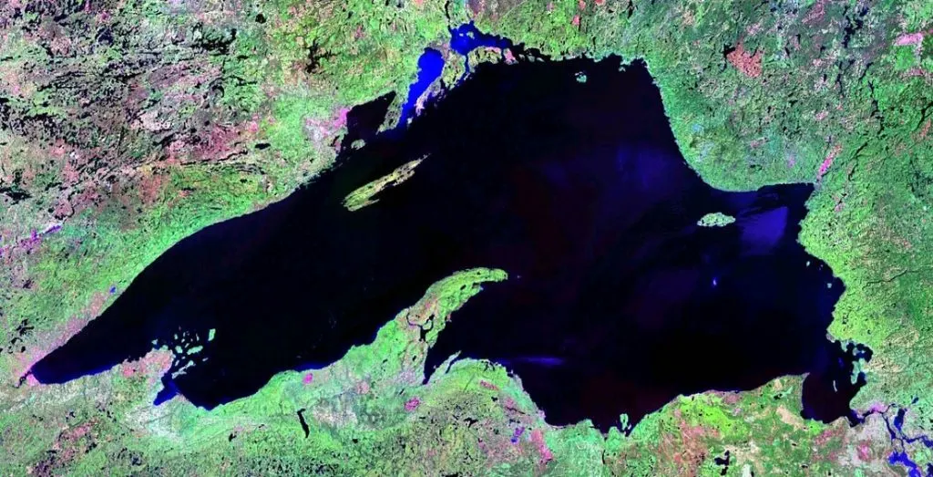 lake superior satellite image 