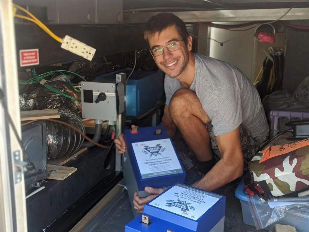 installing lithium ion batteries for full-time rving