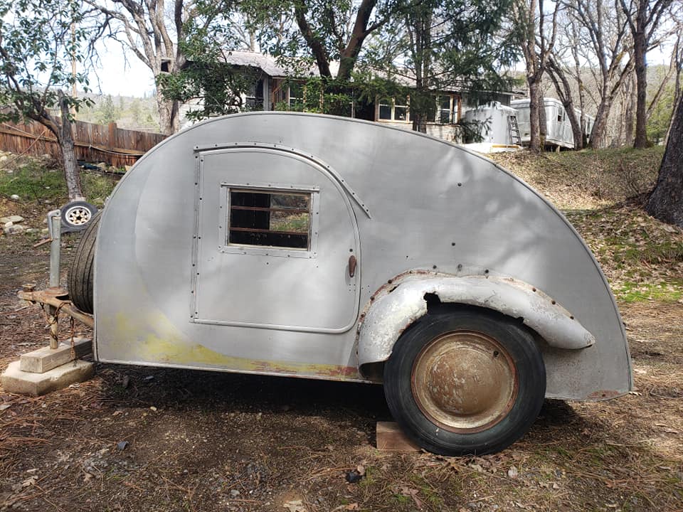 vintage teardrop trailer