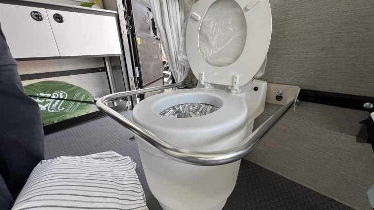 Opened dry flush toilet