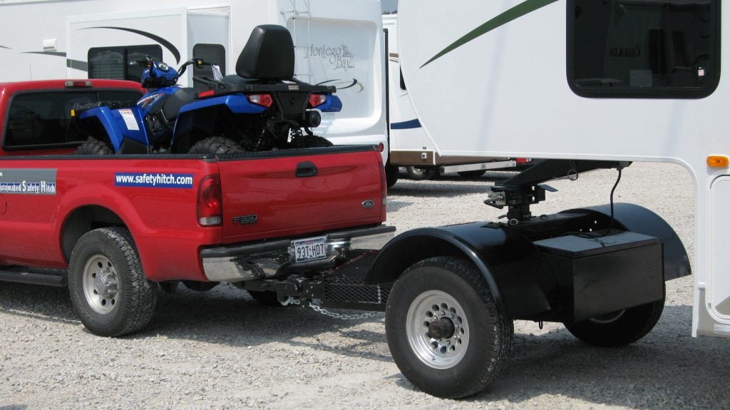 Automated Safety Hitch Towing fifth wheel 