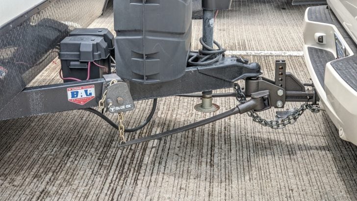 Why Your Travel Trailer Needs a Weight Distribution Hitch