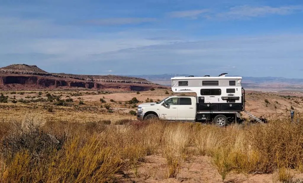 flatbed pop-up hallmark camper camping in utah