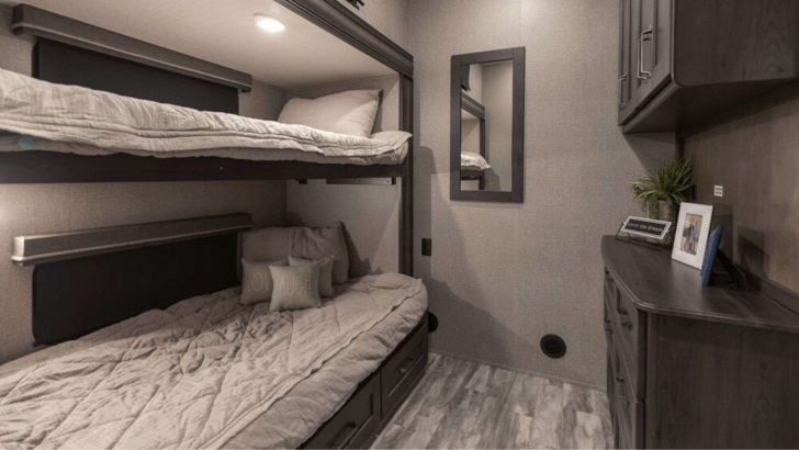 7 Best Mid-Bunk Fifth Wheels With Extra Sleeping Space