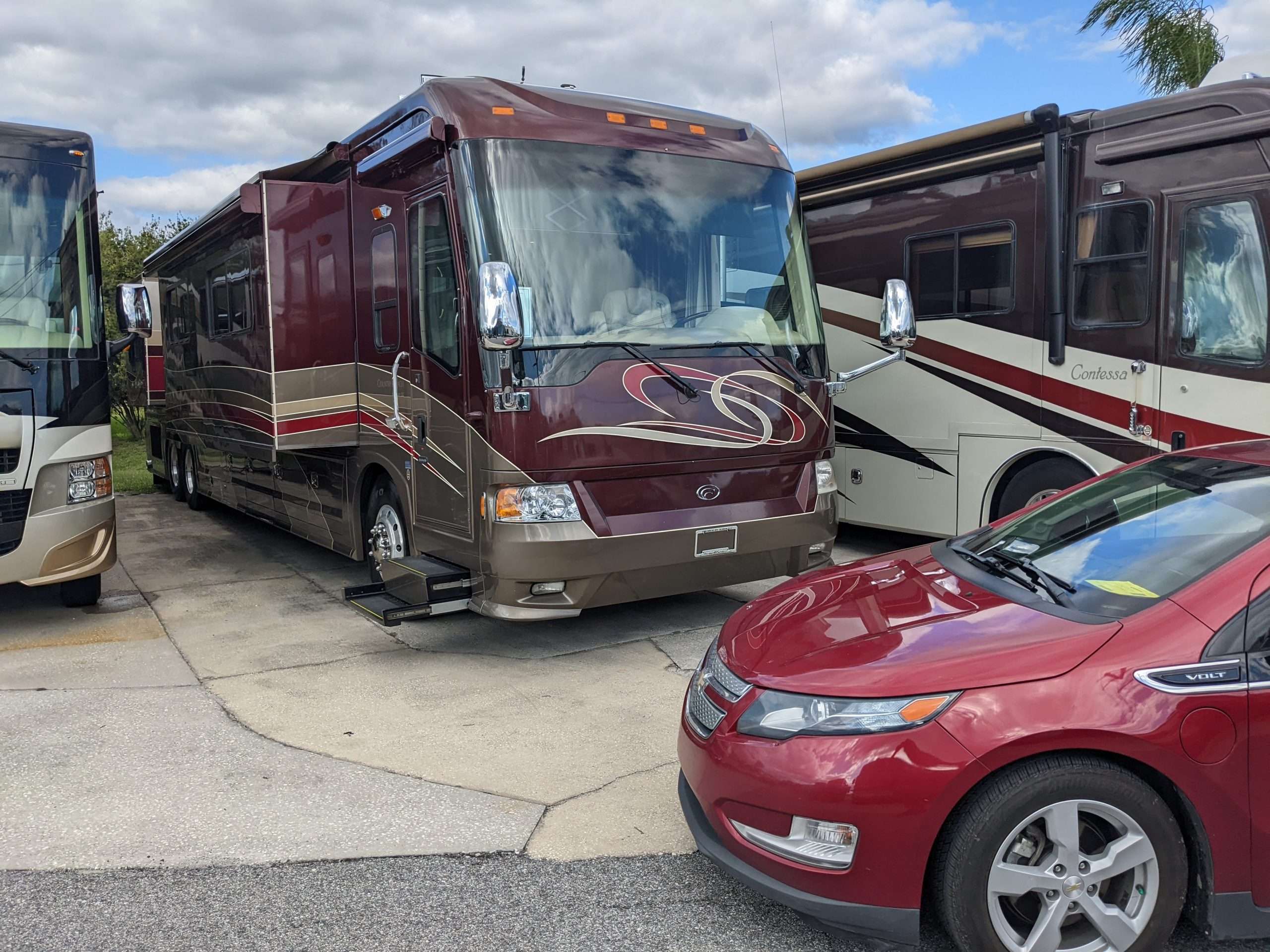 What Happened to Country Coach RV Motorhomes? - Mortons on the Move