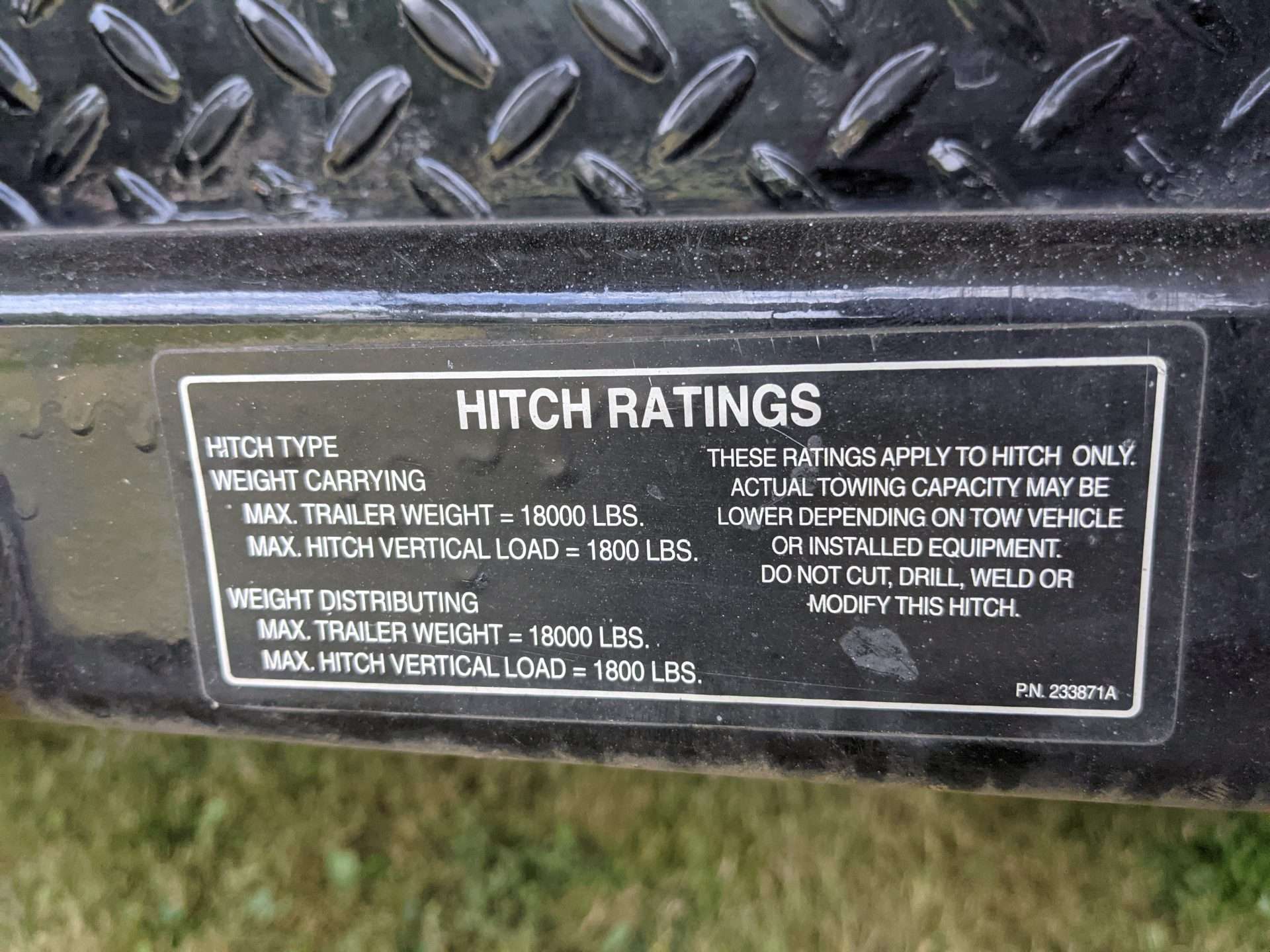 hitch ratings sticker on bumper