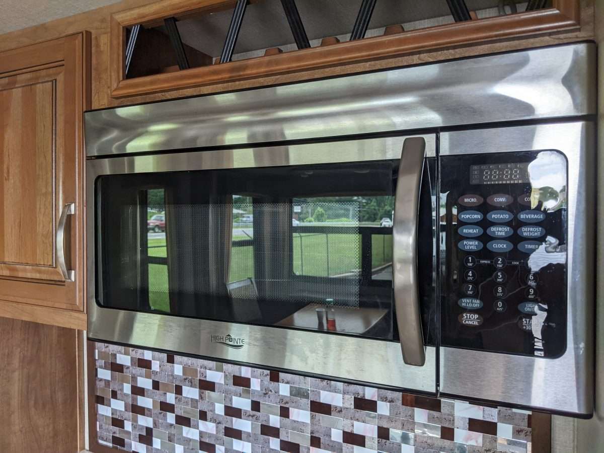 Tundra MW Series Truck Microwave Oven