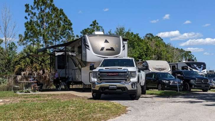 9 Unbelievable 3-Bedroom RVs You Need to See