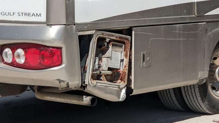 How to Repair RV Fiberglass Exterior Damage
