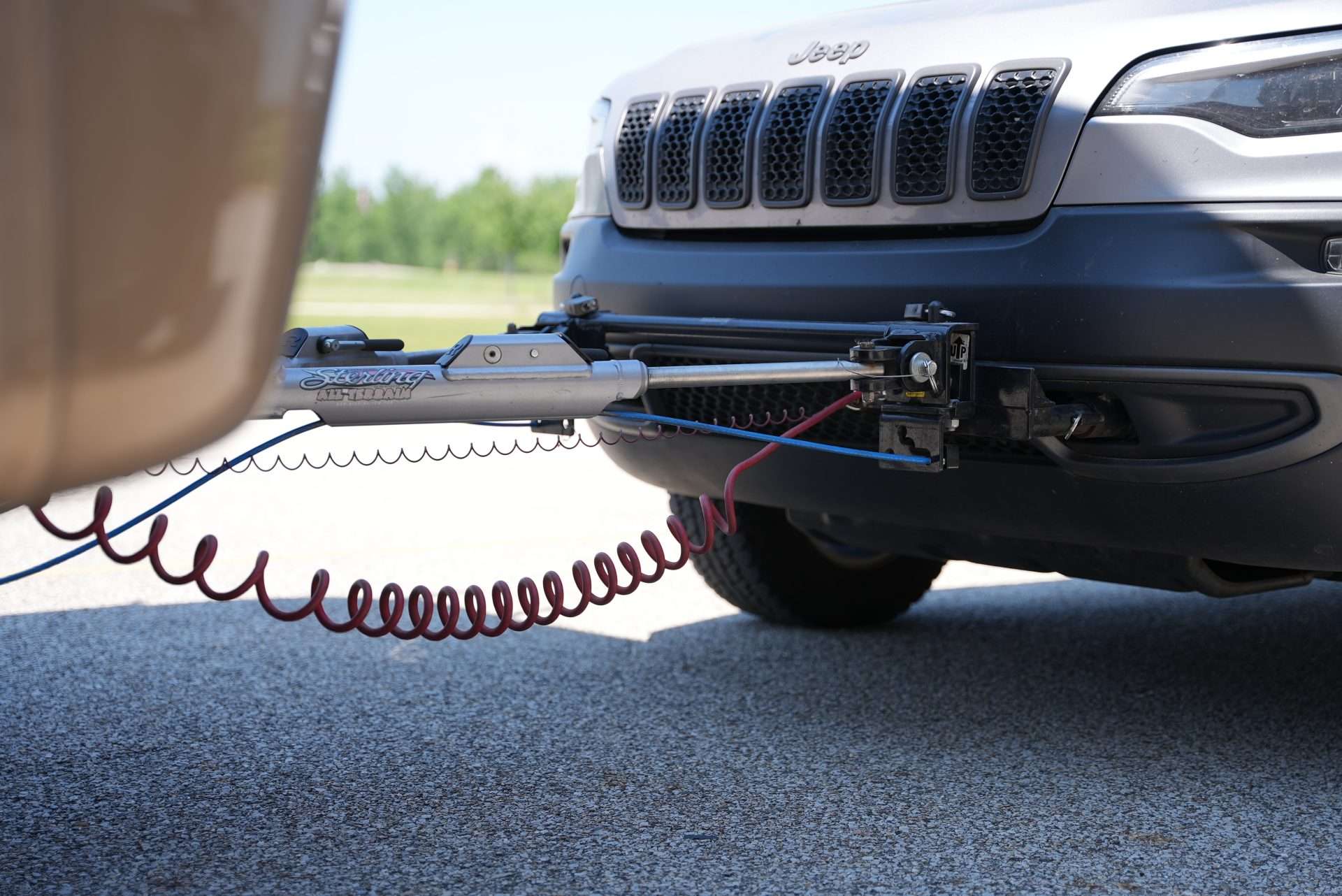 Close up of flat tow hitch