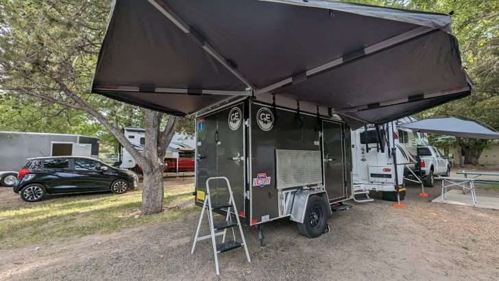 What Is a Batwing Awning?