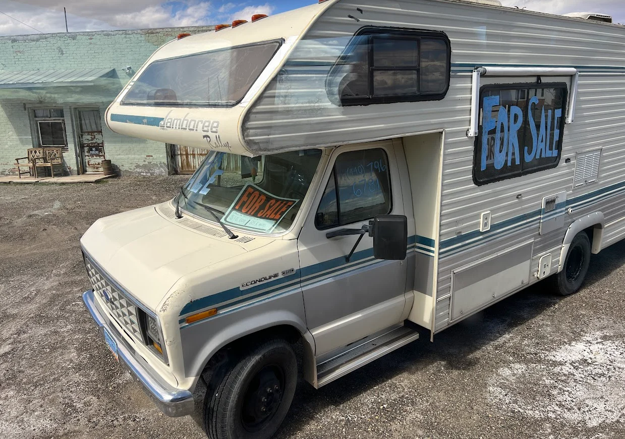 Old Class C motorhome for sale by private party