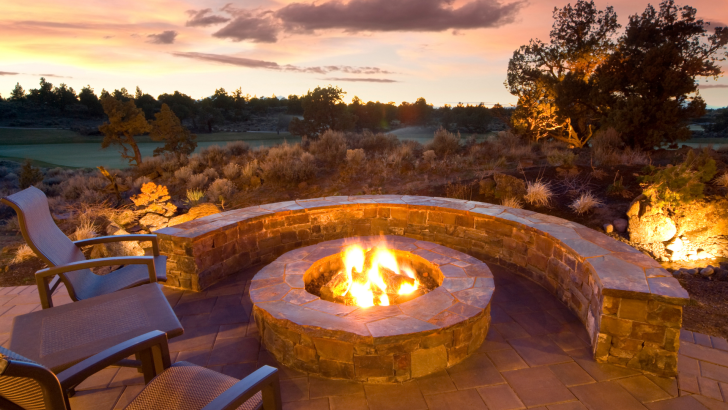 Cozy fire pit seating