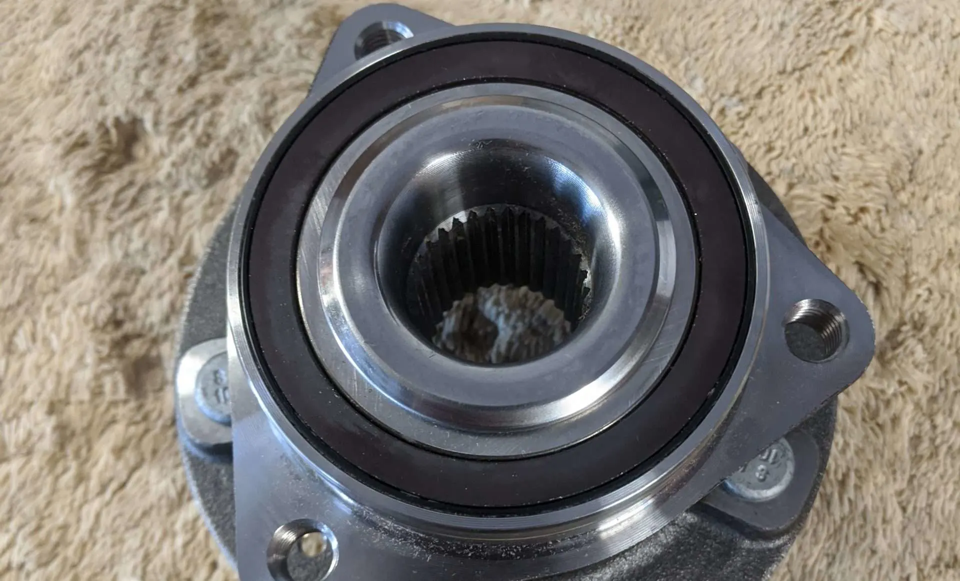 Sealed Automotive wheel bearing 